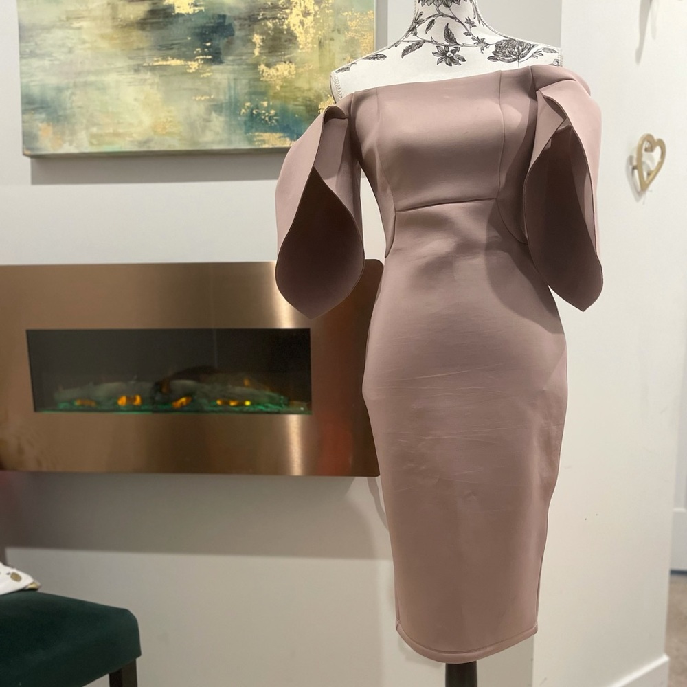Mauve MIDI off the shoulder ASOS Dress - Picture 2 of 3